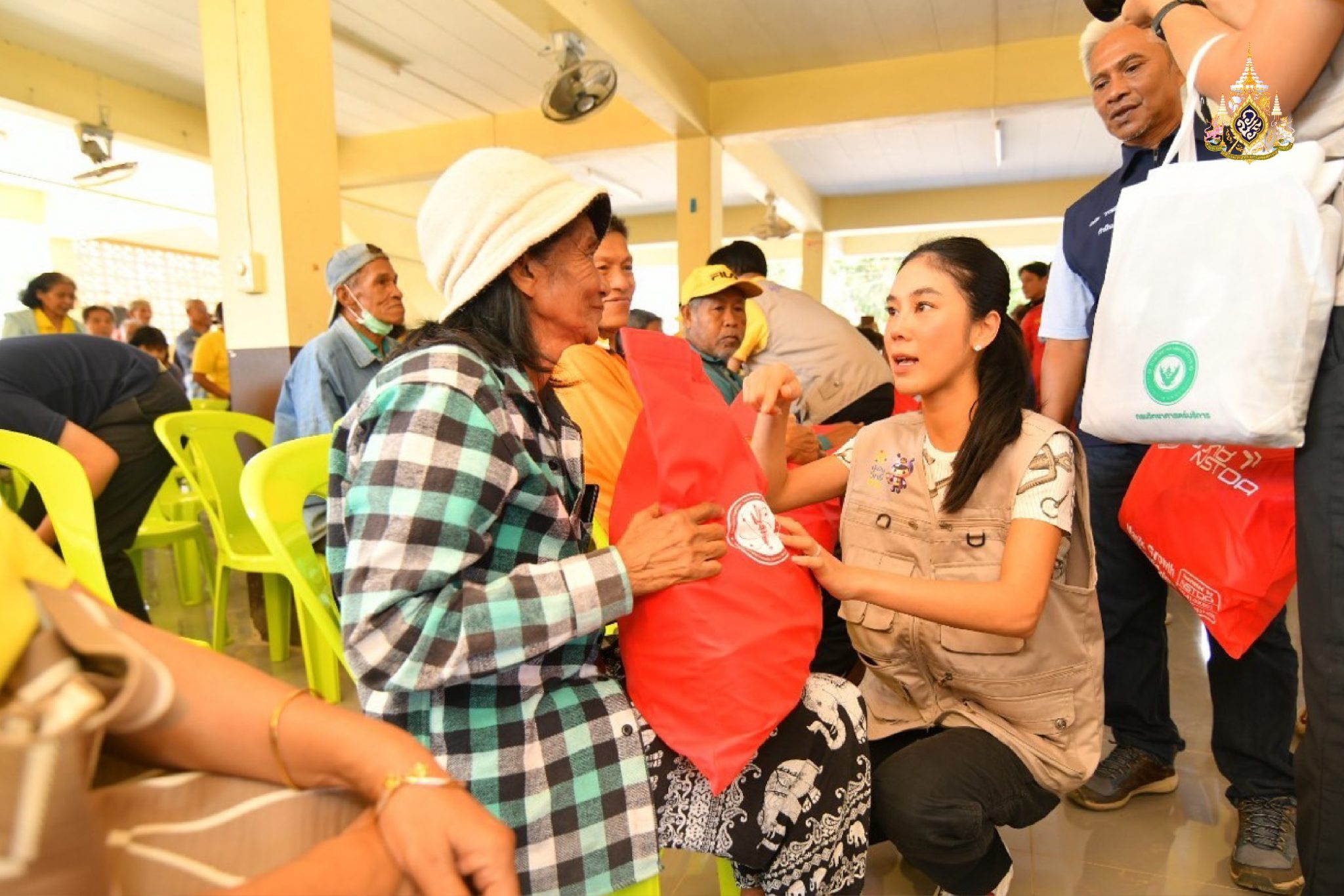 ลงพื้นที่ จ.ชุมพร ช่วยผู้ได้รับผลกระทบจากน้ำท่วม