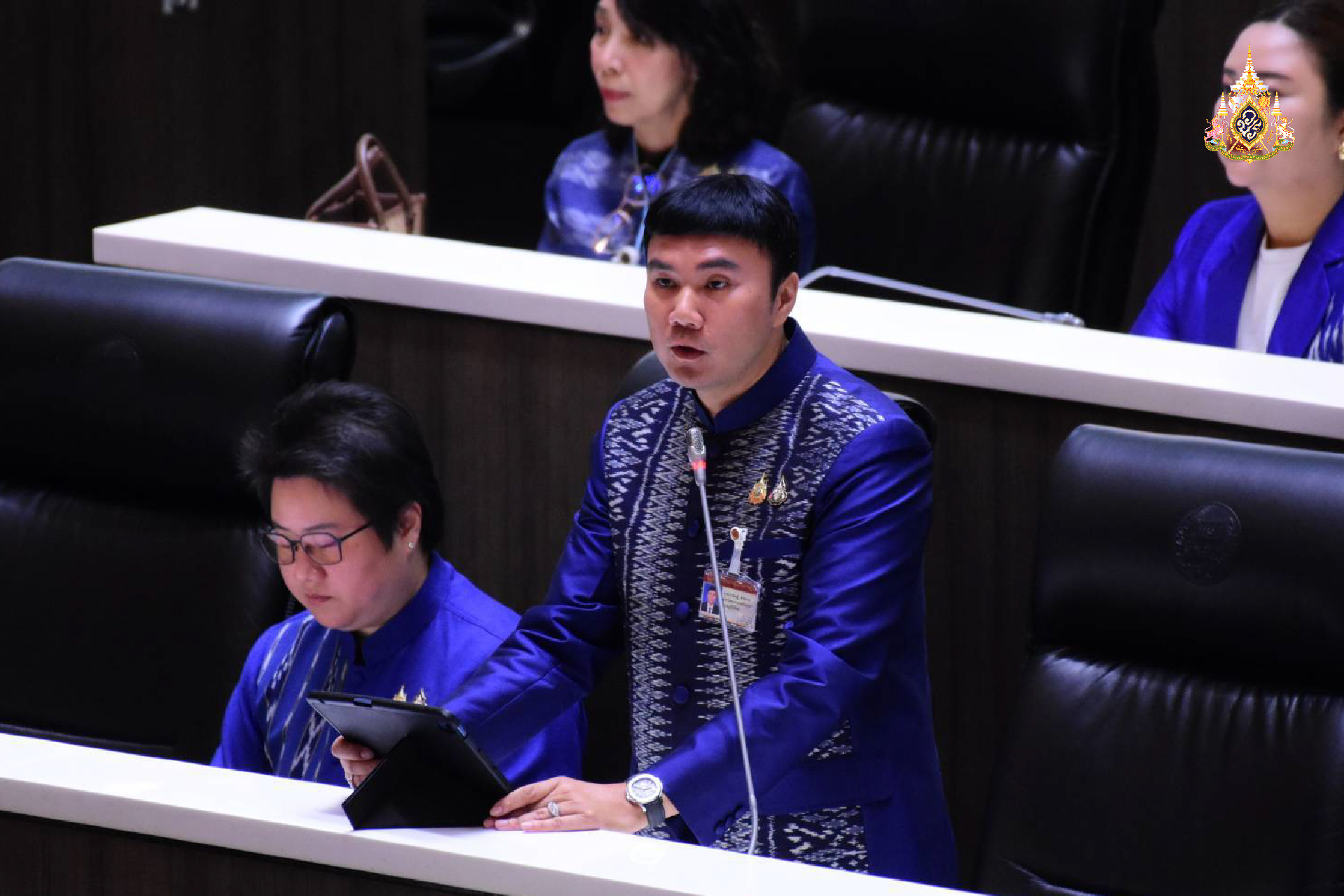 "สส.ประดิษฐ์" วอน ติดตั้งไฟฟ้าส่องสว่าง จี้เร่งจับโจรลักสายไฟ รับโทษตามกฎหมาย ขอปชช.ช่วยเป็นหูเป็นตา