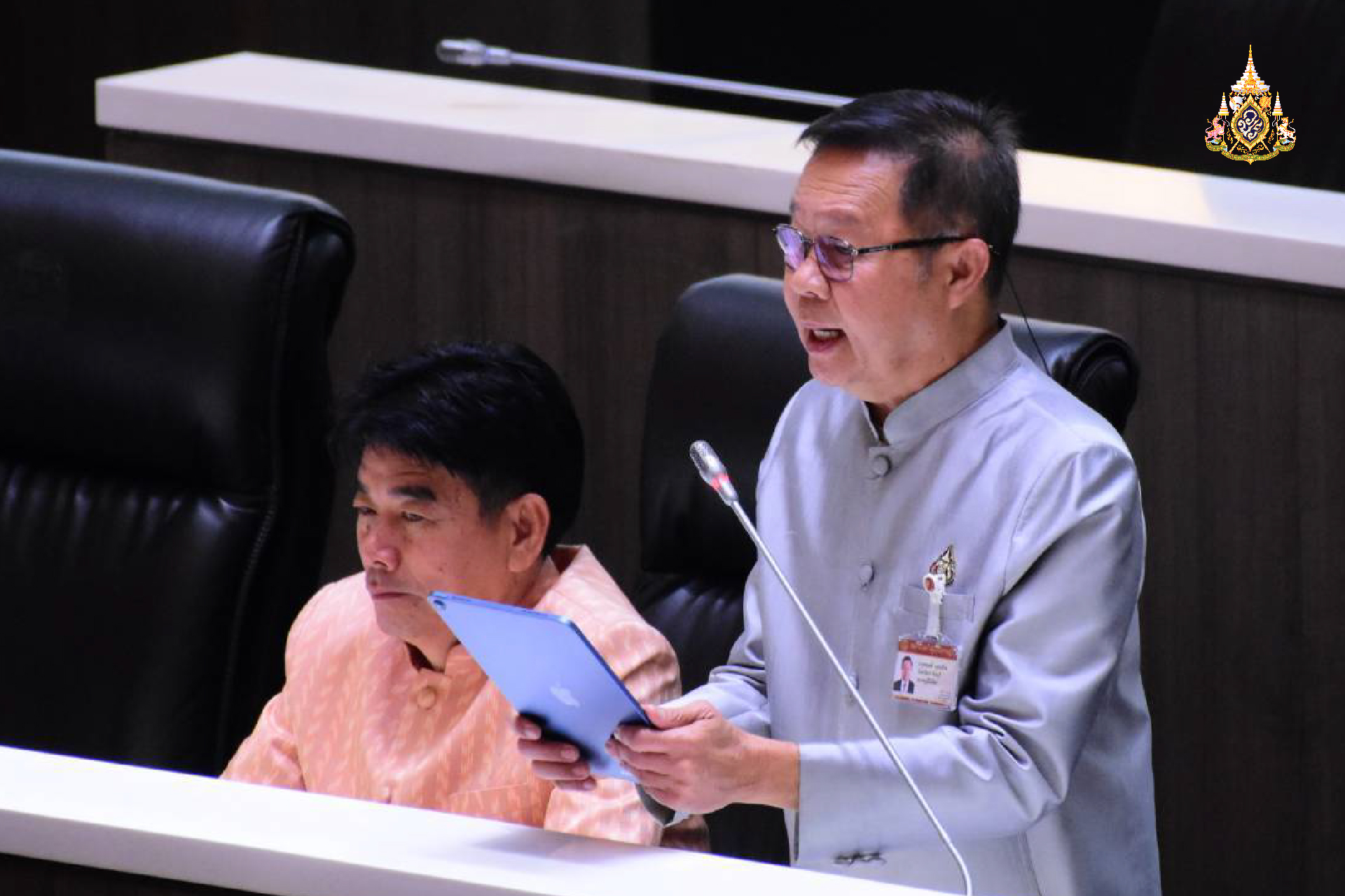 "สส.สฤษดิ์" หารือ ติดตามสร้างเขื่อน ป้องกันตลิ่งพัง ขอภาครัฐหนุนทำหมัน สุนัขจรจัด 2,400 ตัว