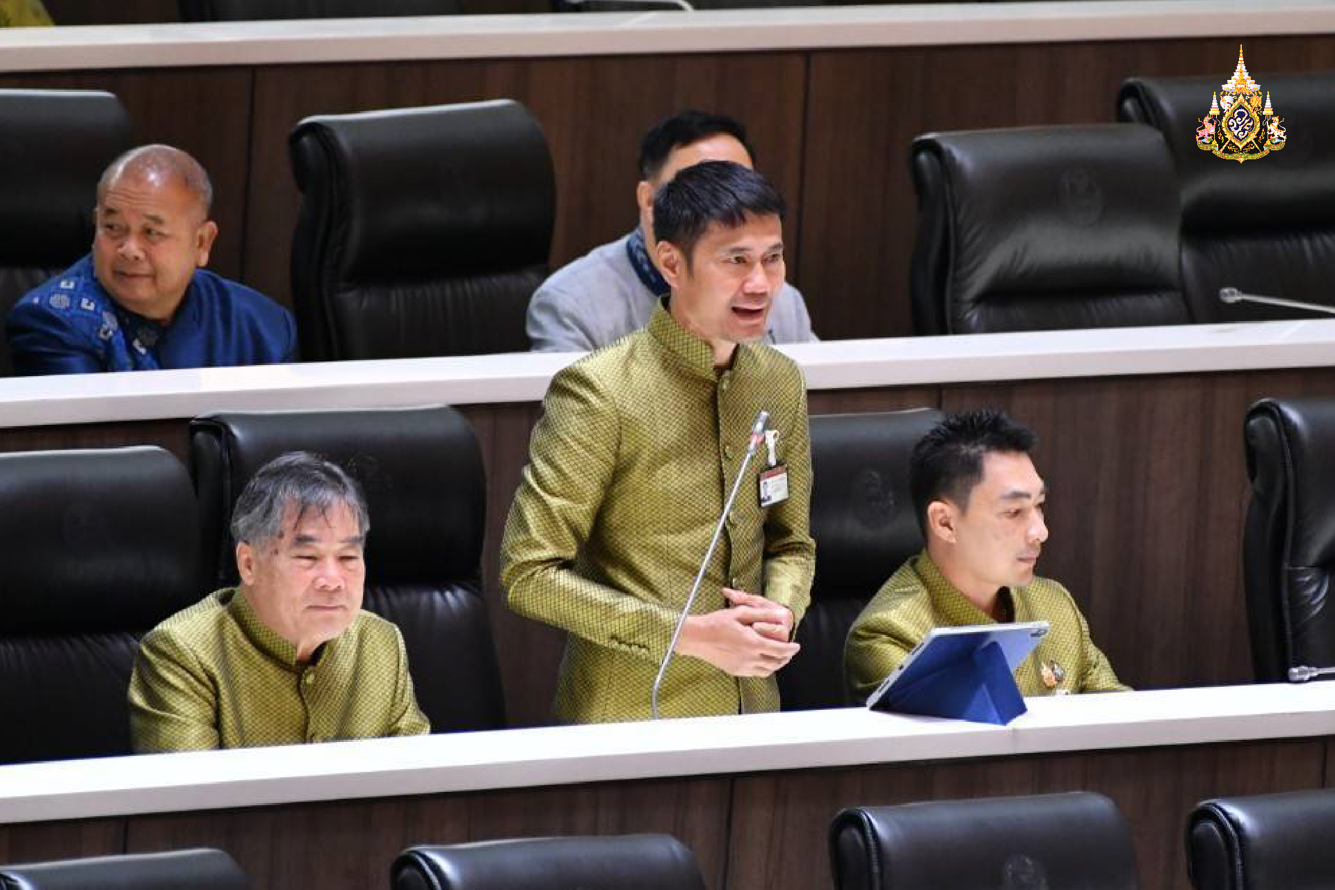 "สส.สัมฤทธิ์" วอน ก.พาณิชย์ เร่งดัน ประกันรายได้พืช 5 ชนิด หวั่นปล่อยเกษตรกร เผชิญราคาตกต่ำ หนี้สินเพิ่มสูงขึ้น