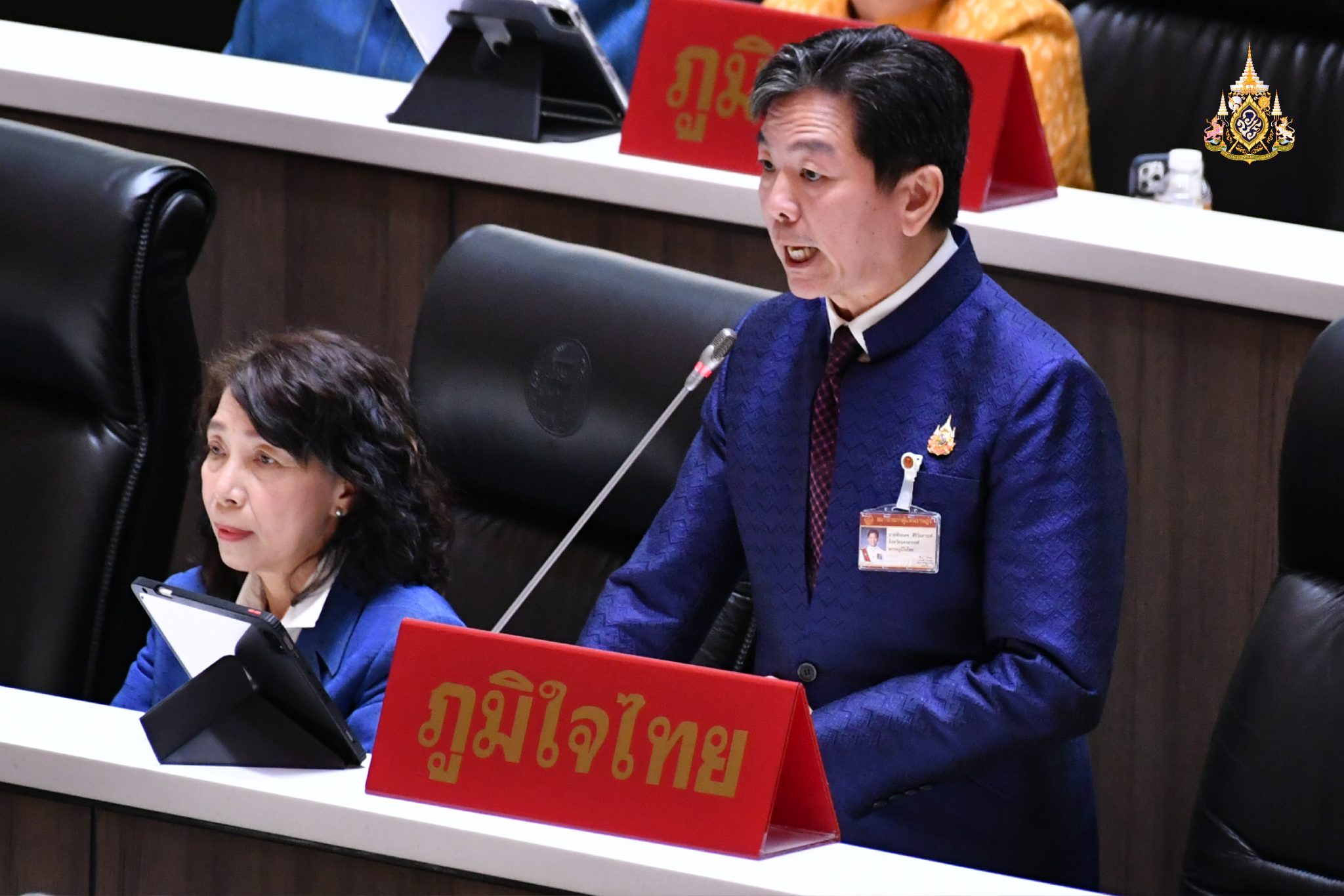 "สส.พีระเดช" วอน ซ่อมถนนชลประทาน คลอง 7 ขวา ชำรุด สภาพแย่ยิ่งกว่า ผิวดวงจันทร์