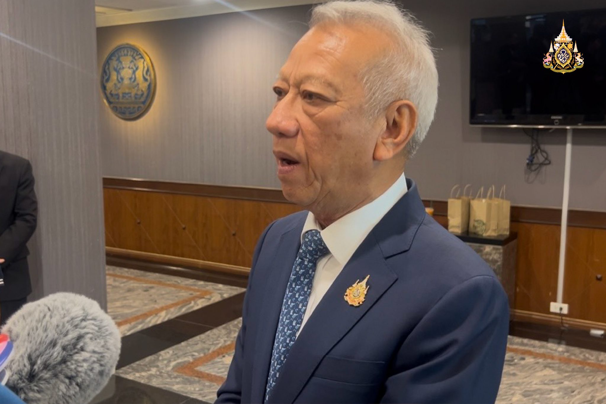 พิพัฒน์ เปิดทาง กก.สอบ สปส.   ให้ ‘ปลัดแรงงาน’โชว์สปิริต   หลีกดูงาน ประกันสังคม