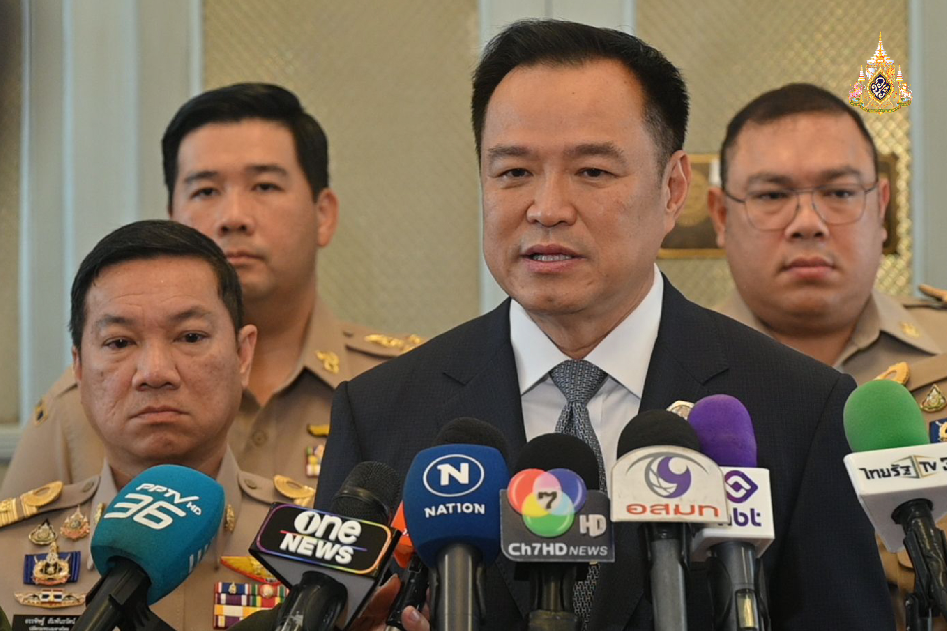 ระดมช่วยน้ำท่วมแม่สาย