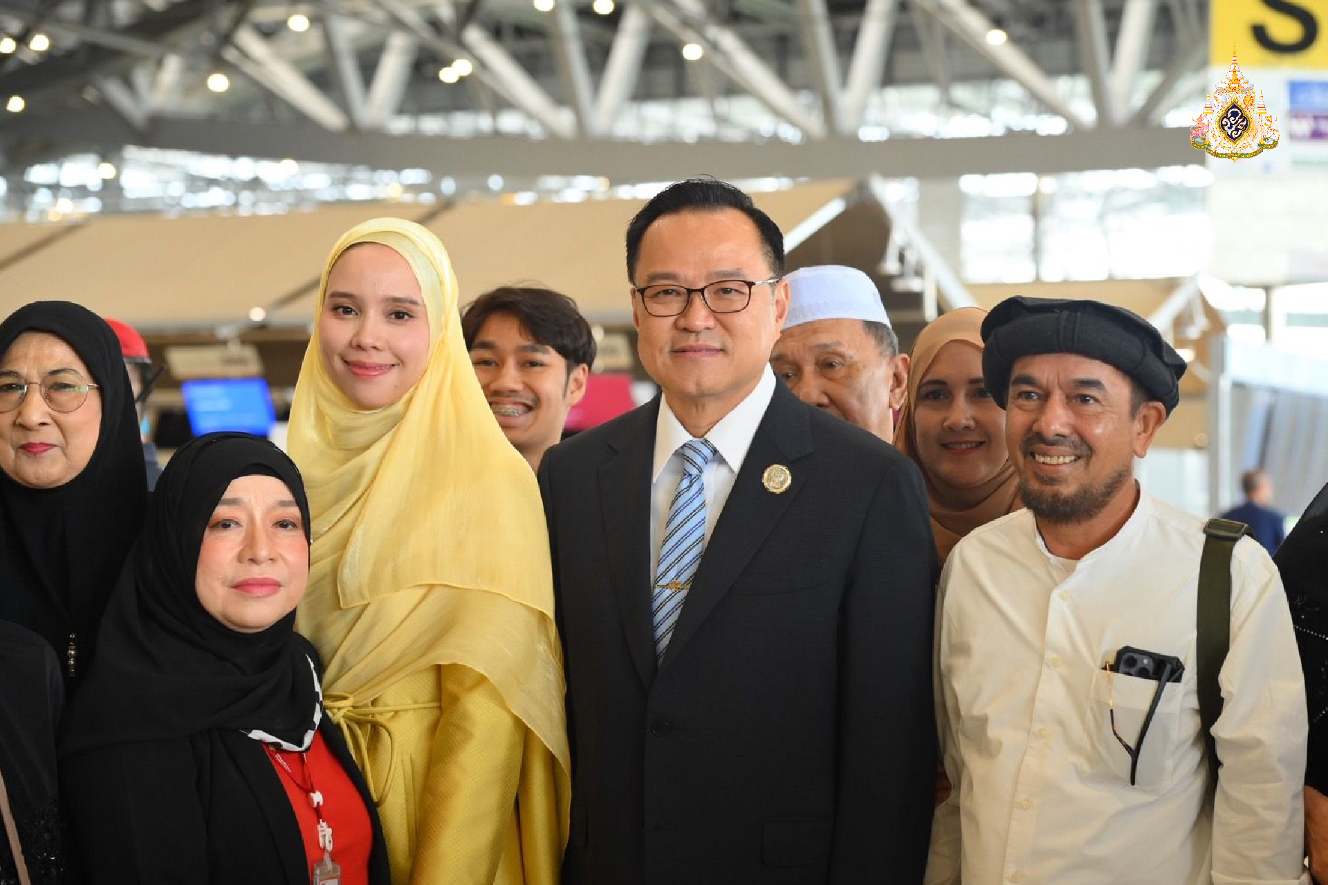 อำนวยพรผู้แสวงบุญ ประกอบพิธีฮัจย์ได้สมบูรณ์