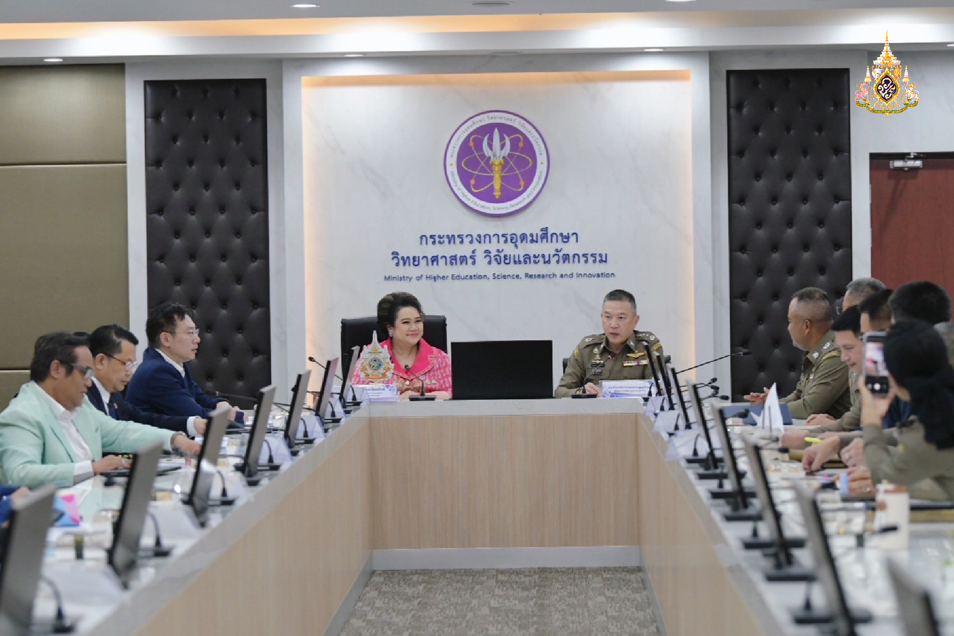 อว.- สตม. คุมเข้มมหาวิทยาลัยรับนักศึกษาต่างชาติ เตรียมออกประกาศมาตรการสแกนหลักสูตร Non-Degree ก่อนเปิดรับนักศึกษา