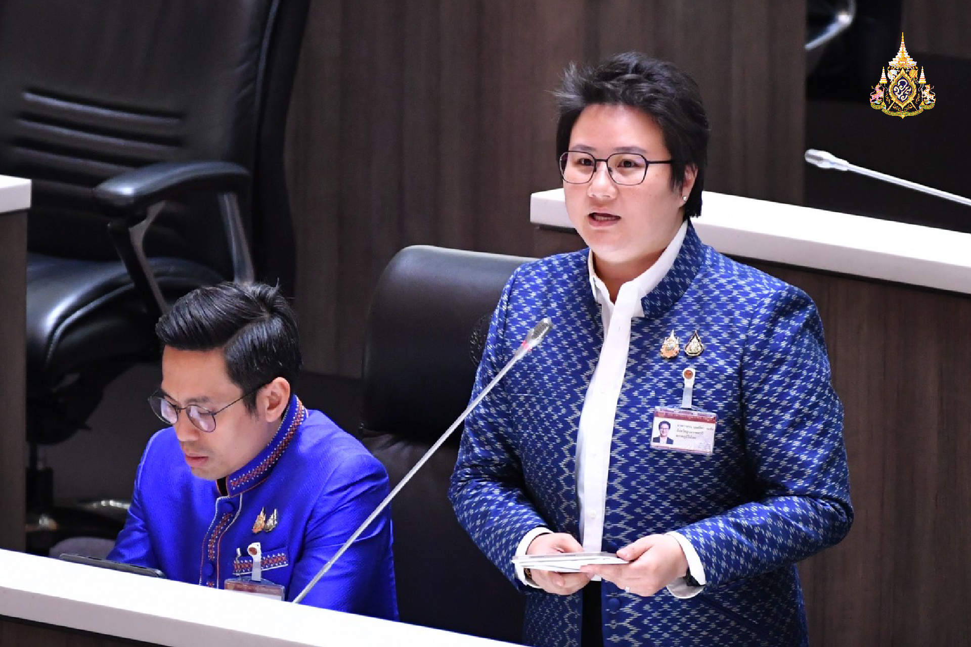 นายกฯ เป็นภัยต่อความมั่นคงของรัฐ  เป็นเหตุที่ต้องอภิปรายไม่ไว้วางใจ