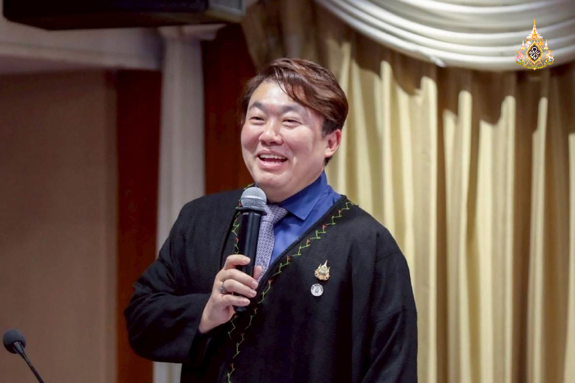 ยัน โครงการ “แท็บเล็ต ศธ.” โปร่งใส เชิญให้ไปตรวจสอบ