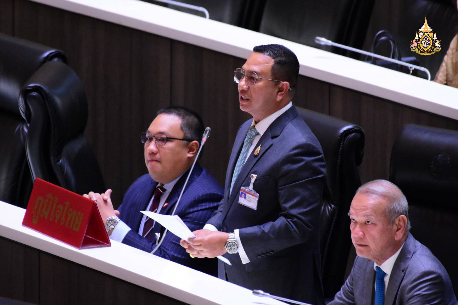 "สส.ณัฏฐ์ชนน" เรียกร้อง รมว.พาณิชย์ แก้ปัญหาราคา ยาง-ปาล์ม-ทุเรียน ตกต่ำในภาคใต้