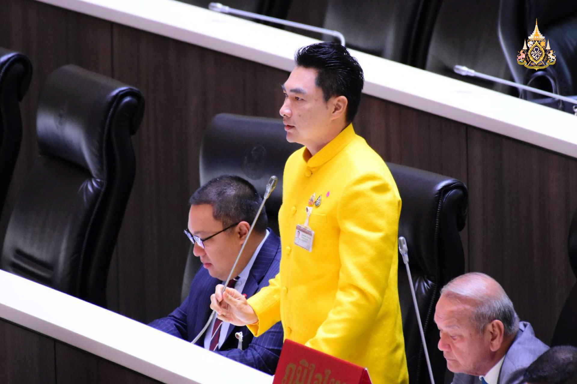 "สส.ยศวัฒน์" เดือด ชำแหละนโยบายรัฐบาล ไร้ความคืบหน้า ราคาสินค้าเกษตรตกต่ำ 2 ปีเห็นแต่กาสิโน เย้ย ทำไม่ได้ควรลาออก