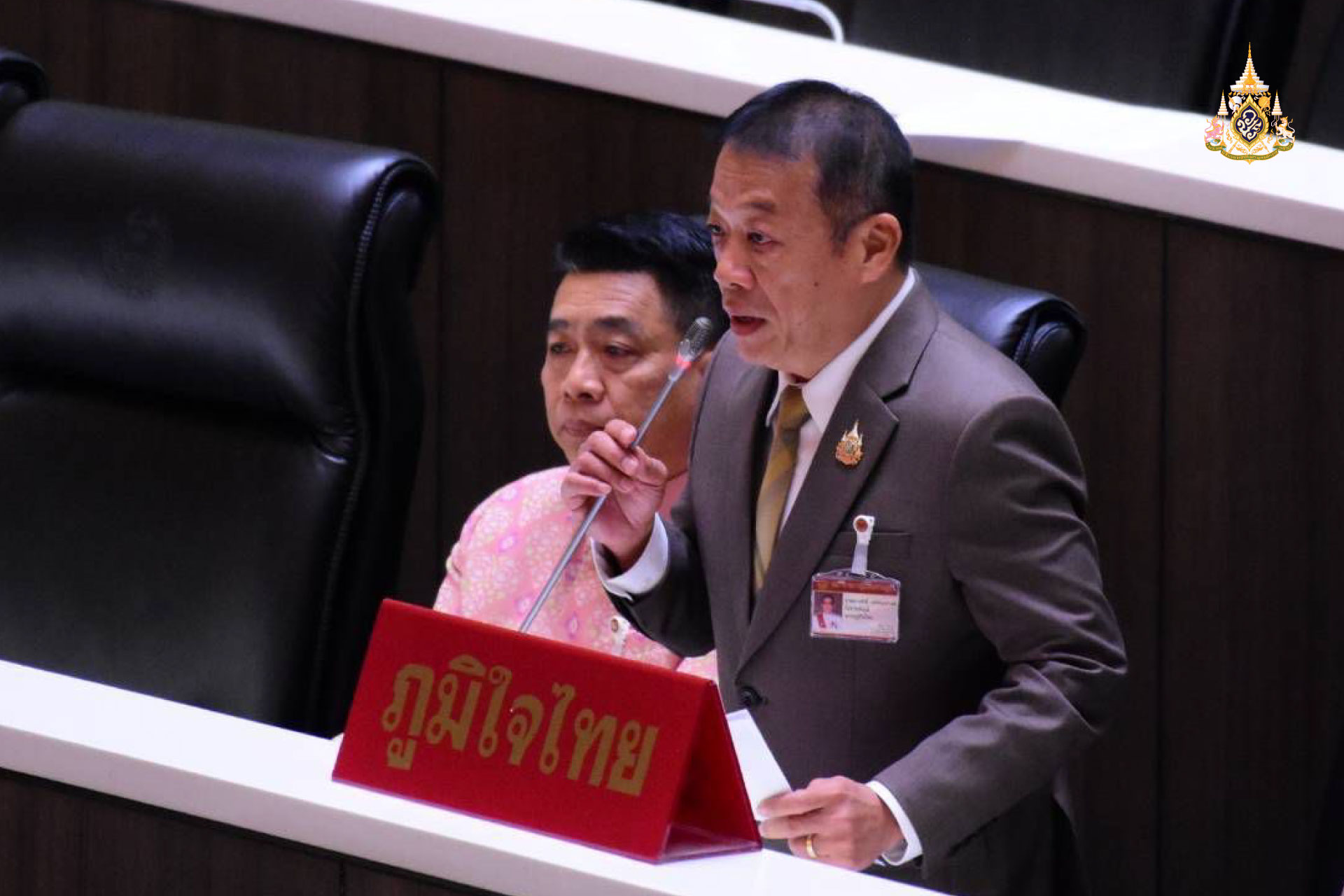 "สส.เชวงศักดิ์" วอนเร่งจ่ายเงินชดเชยค่าอ้อย-เงินช่วยชาวนา- ขยายถนน-ติดไฟส่องสว่าง ลดอุบัติเหตุและเสียชีวิต