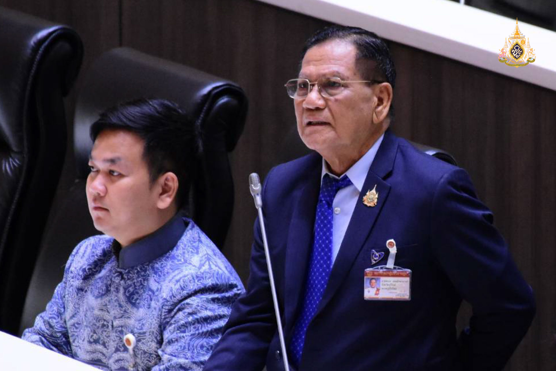 "สส.สนอง" ซัด มท.1 ย้าย อธิบดี ปค. - สถ. ขอมีจิตใจที่เป็นธรรม ชี้ยาเสพติดระบาดหนักในพื้นที่ วอนรัฐจริงจังแก้ปัญหา เพื่อสังคมสงบสุข