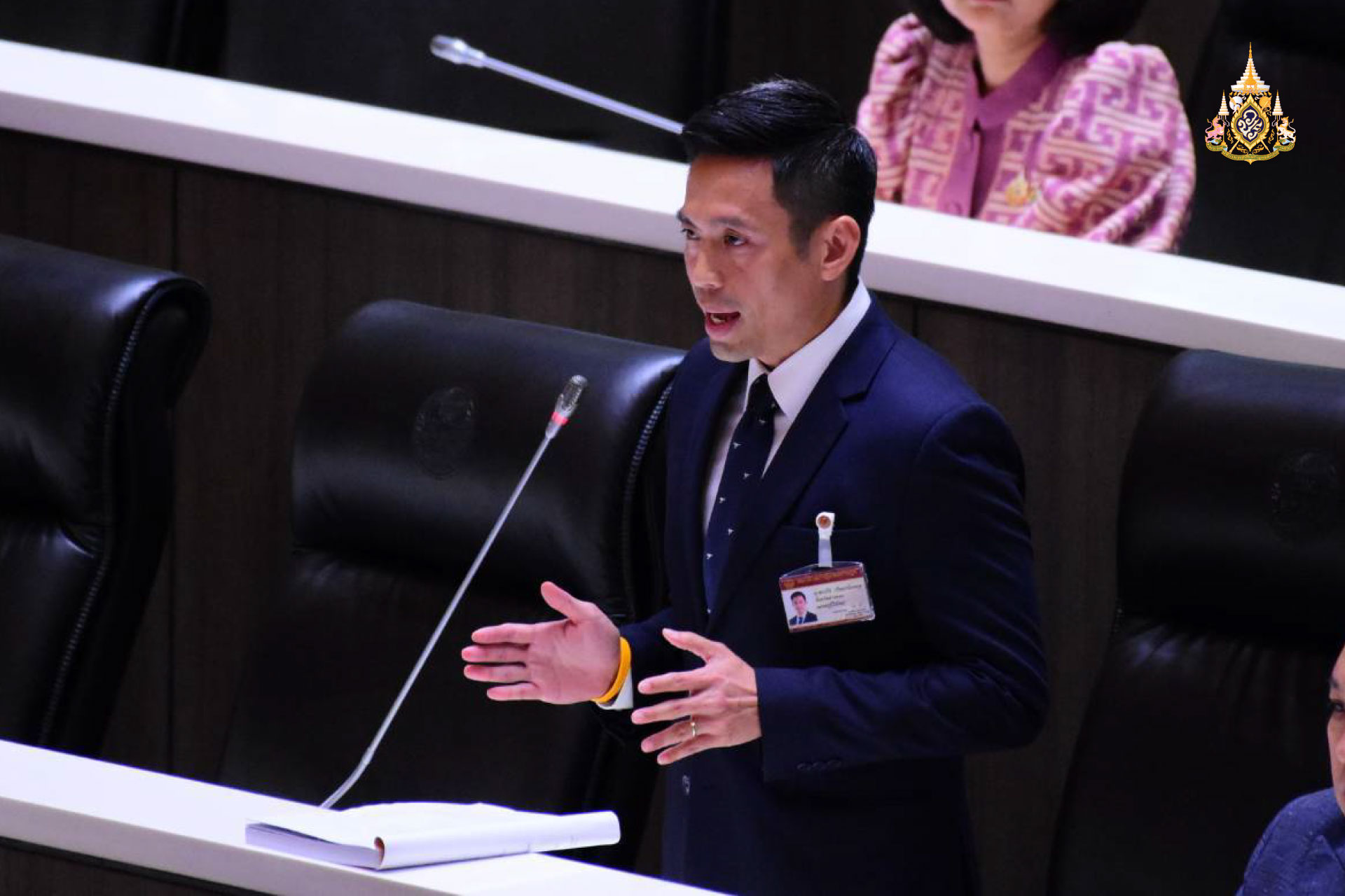 "กรวีร์" ถาม รบ. งบกลาง 1พันล้าน ที่เพิ่ม ในเงินสำรองกรณี ฉุกเฉินหรือจำเป็น ฐานคิดมาจากไหน งบกลางนี้ จะช่วยเหลือ พี่น้องเกษตรกรได้หรือไม่