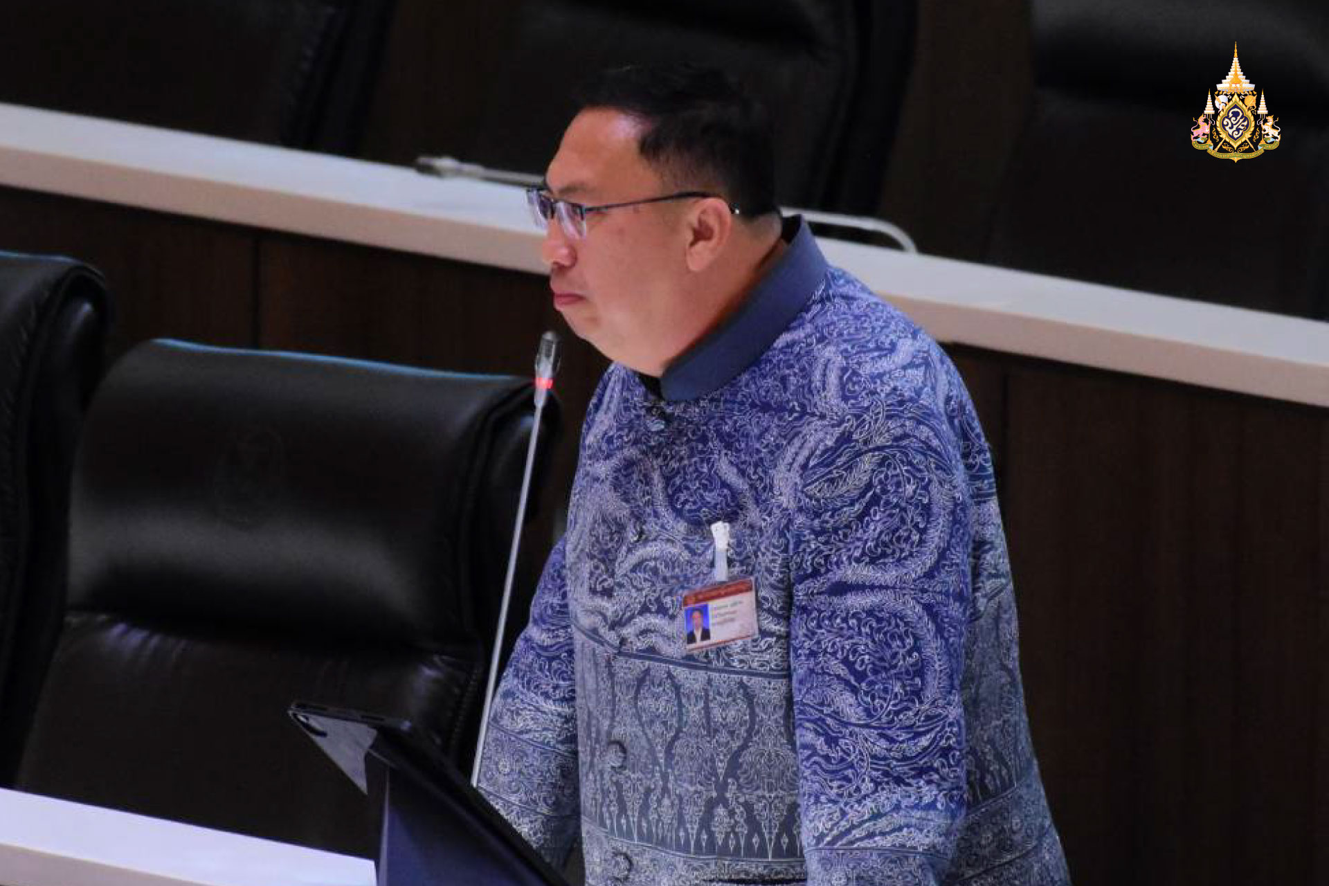 "สส.อลงกต" ห่วงใย สวัสดิการ ชรบ. จี้รัฐดูแลให้เท่าเทียม อสม. ชี้หลายพื้นที่นครพนมยังไร้ชุด อุปกรณ์ทำงาน พร้อมฝาก ปัญหาไฟฟ้าดับ - น้ำท่วมขัง