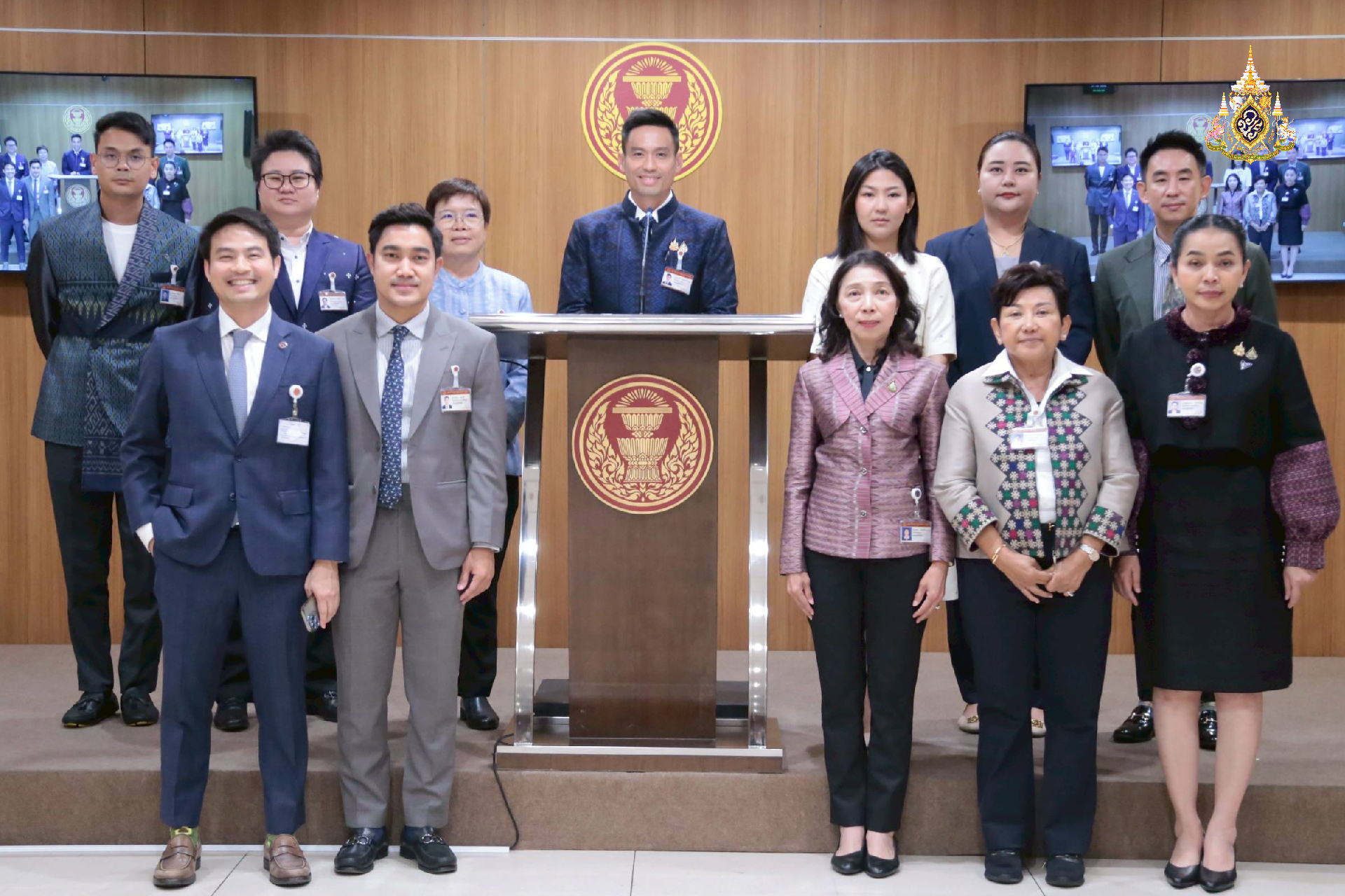 ผิดหวัง ! รีบปิดประชุม  หลังได้ รอง ปธ.สภาฯ