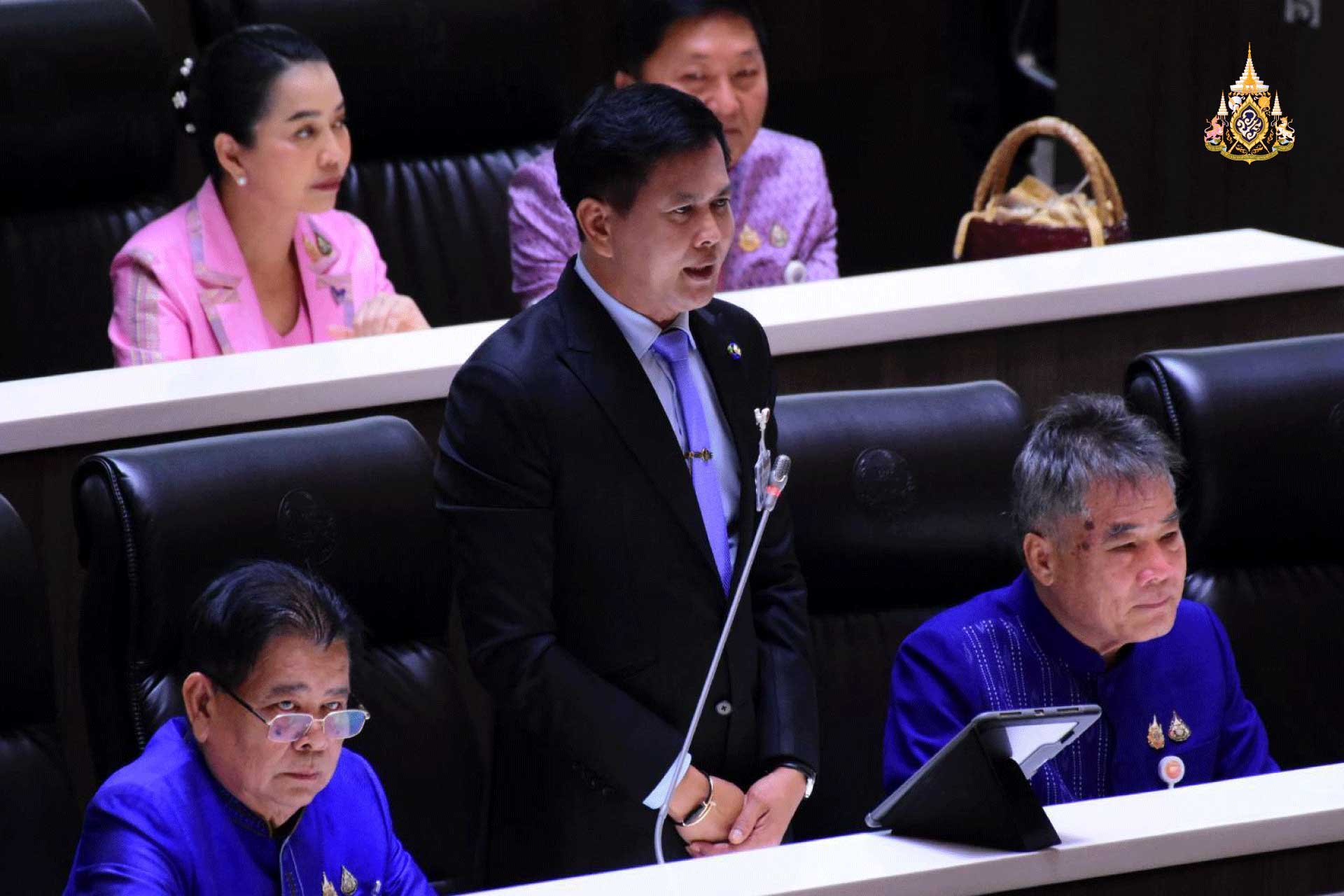 เร่งสร้างทางแยกต่างระดับถนน ทล. 37 พร้อมสร้างดาดเหมืองคอนกรีต แก้ภัยแล้ง-น้ำท่วมขังพื้นที่เกษตร