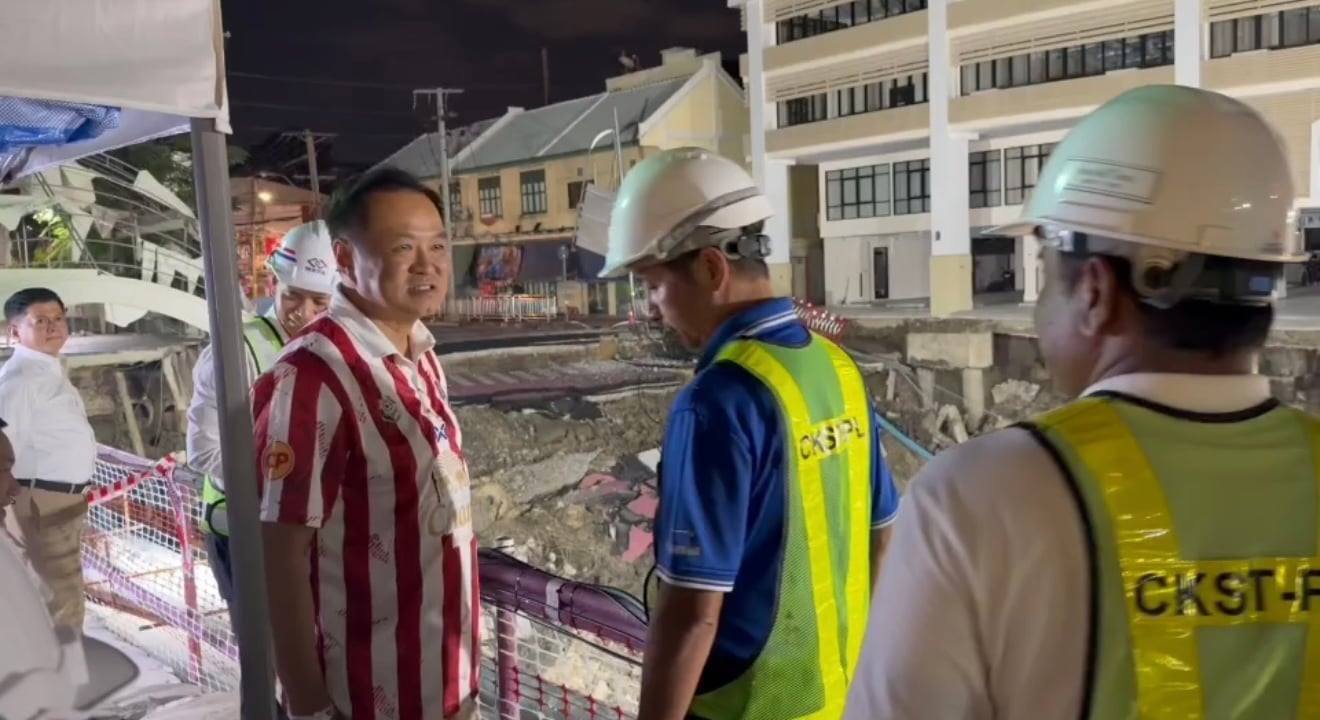 ลงพื้นที่ถนนทรุดสามเสนรอบดึก ติดตามแก้ปัญหา