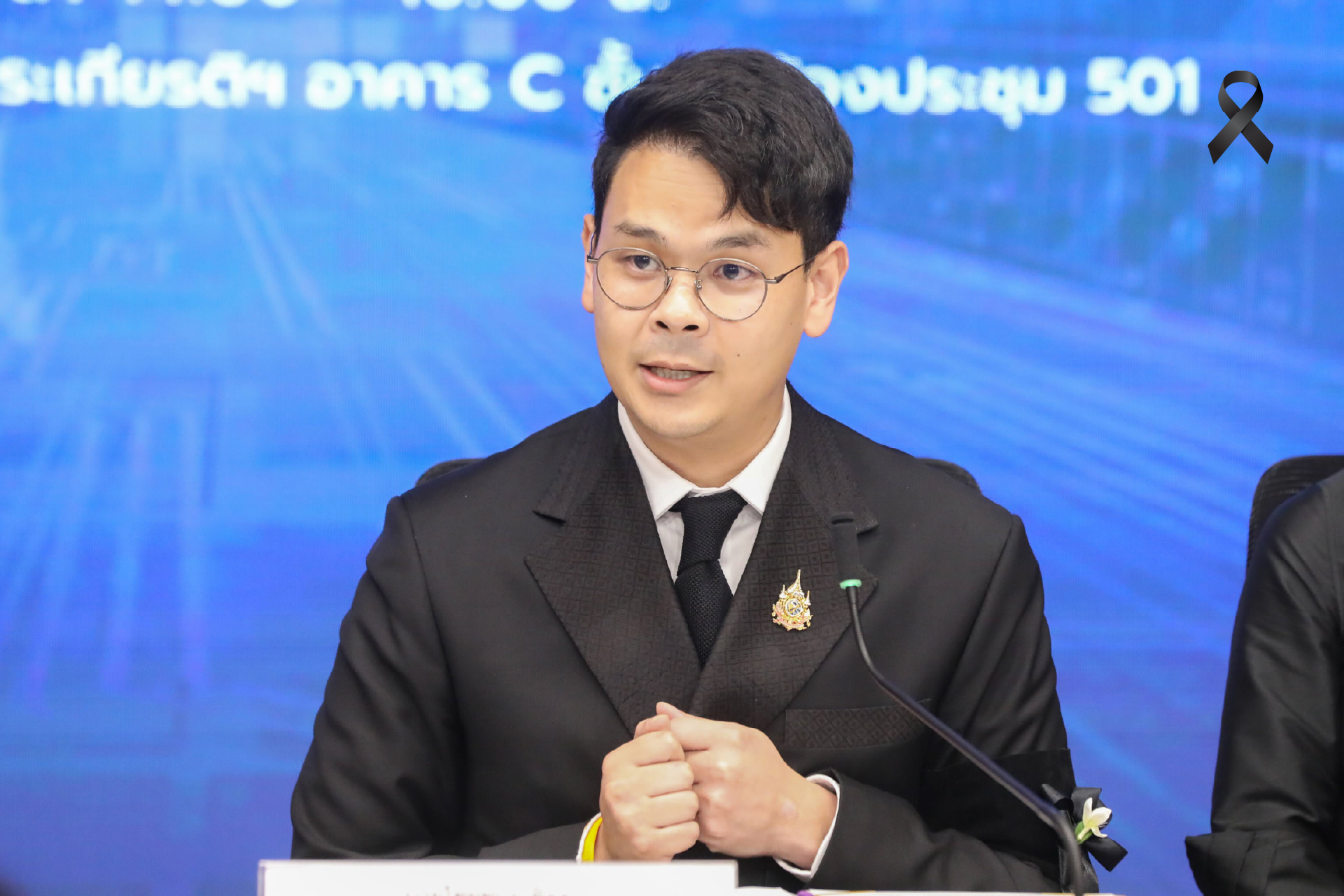 อย่าหลงเชื่อ! โจรออนไลน์  หลอกคนต่างด้าว ทำใบขับขี่