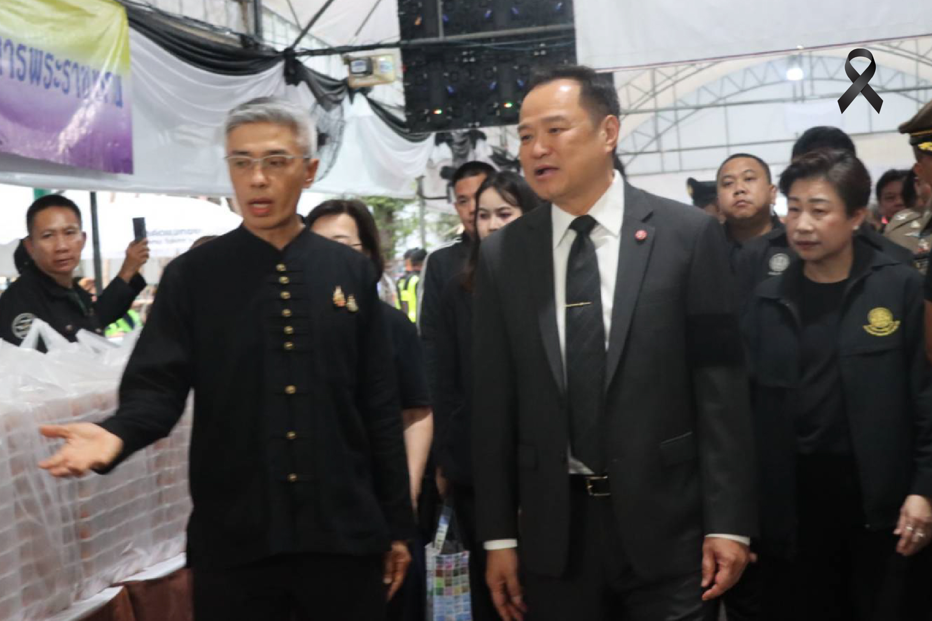 เยี่ยมจุดบริการประชาชนถวายอาลัย “สมเด็จพระพันปีหลวง” ชื่นชม กทม. จัดการรัดกุม–เป็นระเบียบ