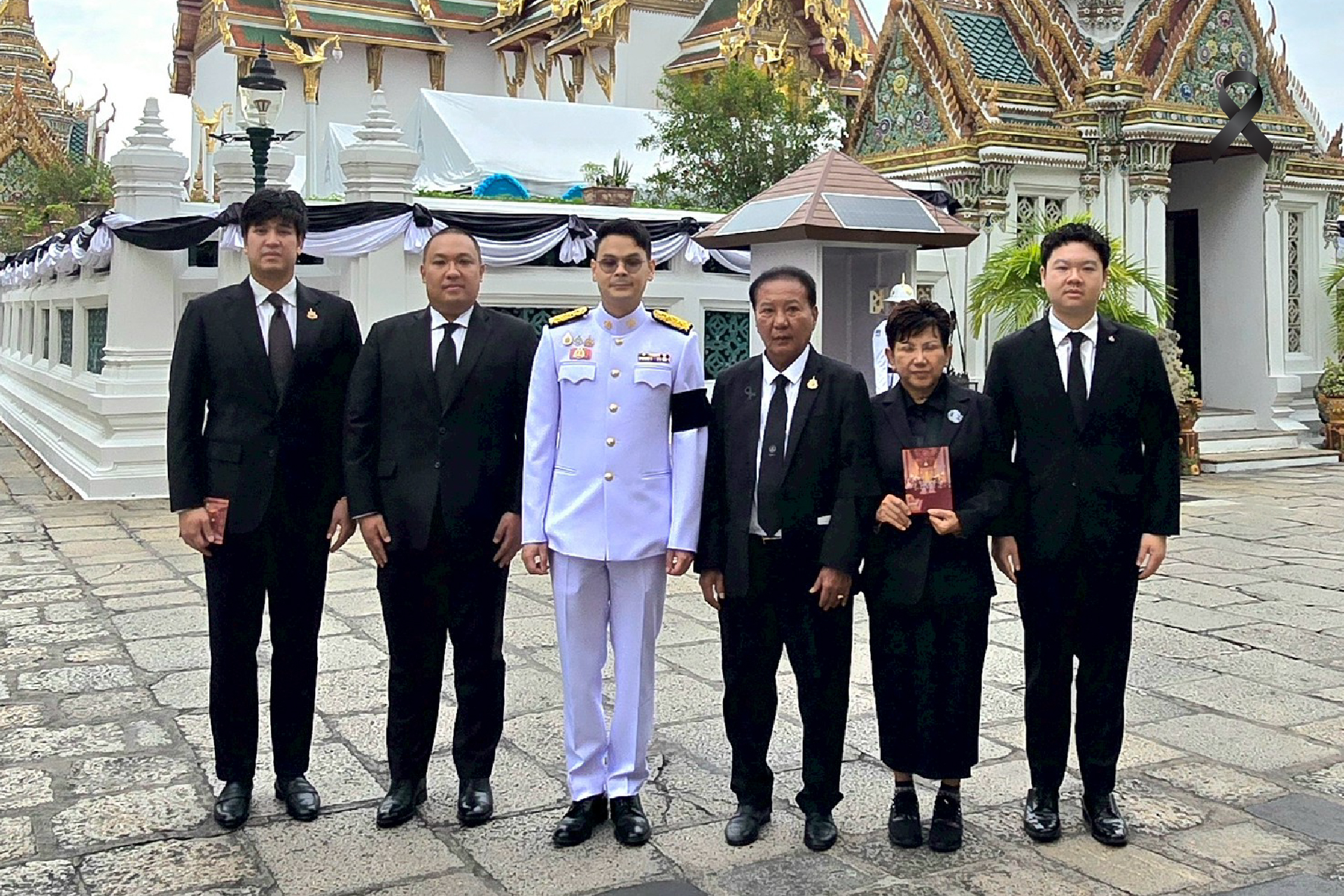 พรรคภูมิใจไทย เข้ากราบพระบรมศพ สมเด็จพระพันปีหลวง