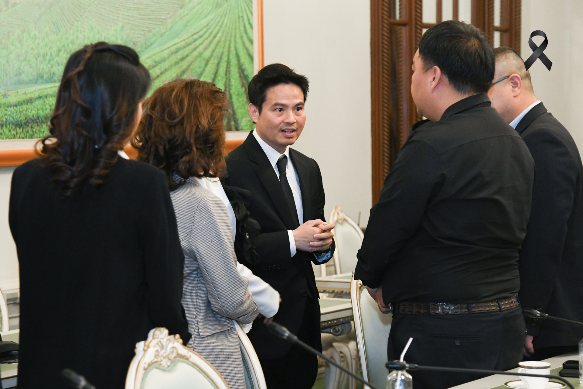 รับมอบเครื่องปั๊มน้ำพร้อมอุปกรณ์ จากตัวแทนบ.เอกชนจีน นำไปช่วยผู้ประสบอุทกภัยในพื้นที่ต่าง ๆ