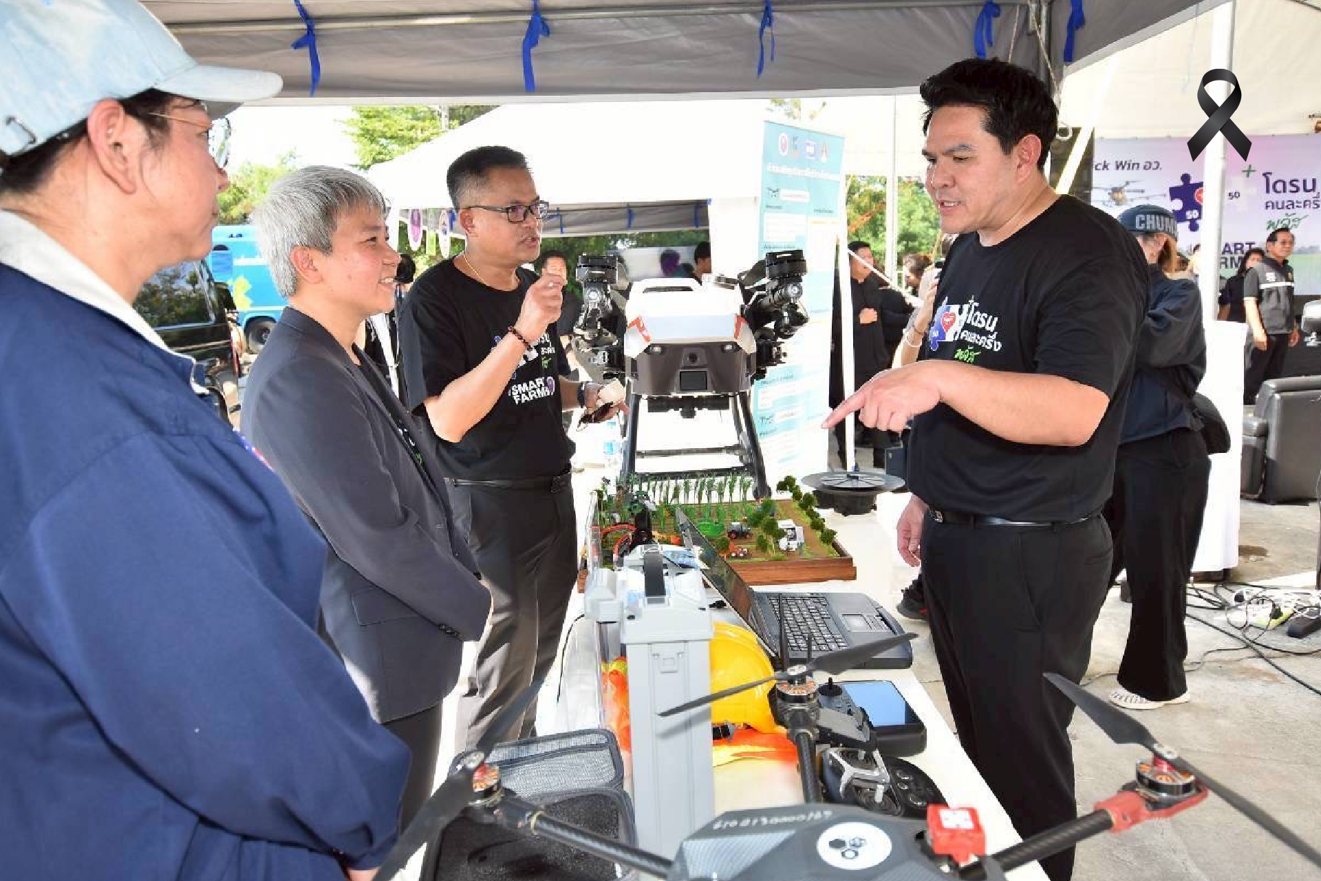 คิกออฟโครงการ “โดรนคนละครึ่งพลัส สู่สมาร์ทฟาร์มมิ่ง” อว.ช่วยจ่าย 40 บาทต่อไร่ นำร่อง “อยุธยา-อ่างทอง-ปทุมธานี” 1 แสนไร่