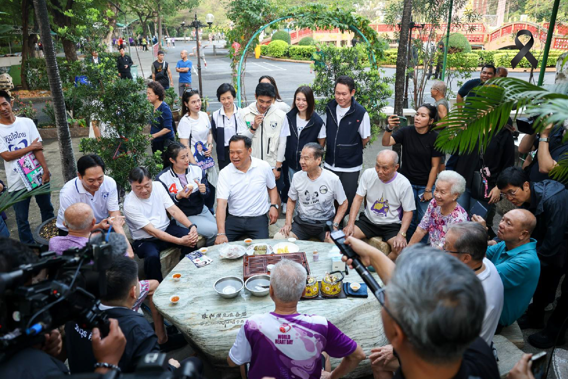 ช่วยผู้สมัคร กทม. หาเสียงวันสุดท้ายก่อนเลือกตั้ง